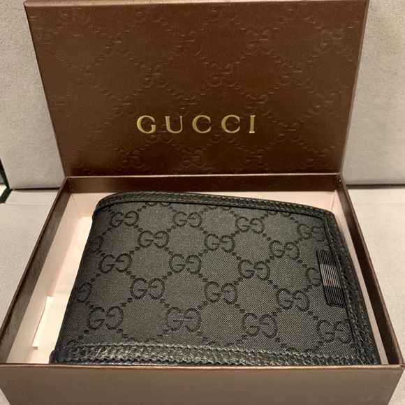 Gucci Other - NWT Gucci GG Guccissima Bifold wallet black